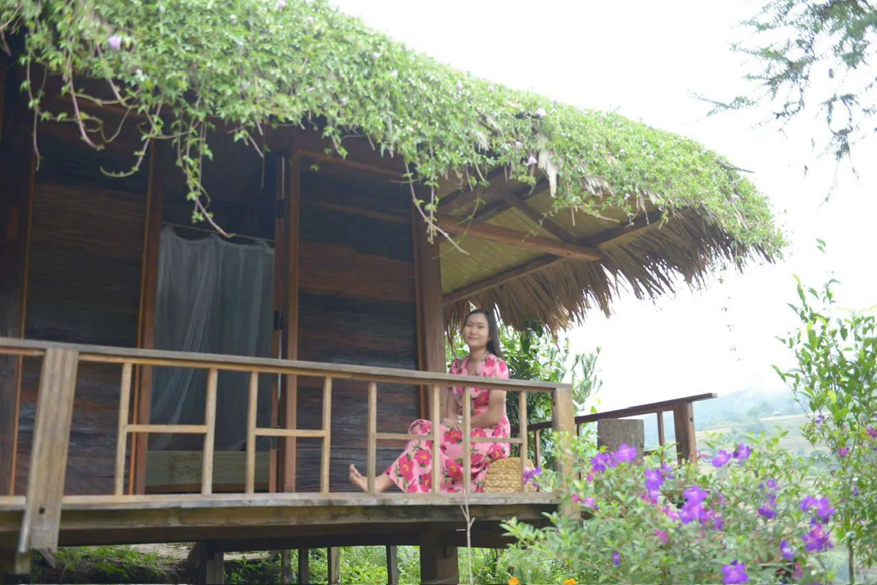 Bungalow với hồ nước phản chiếu