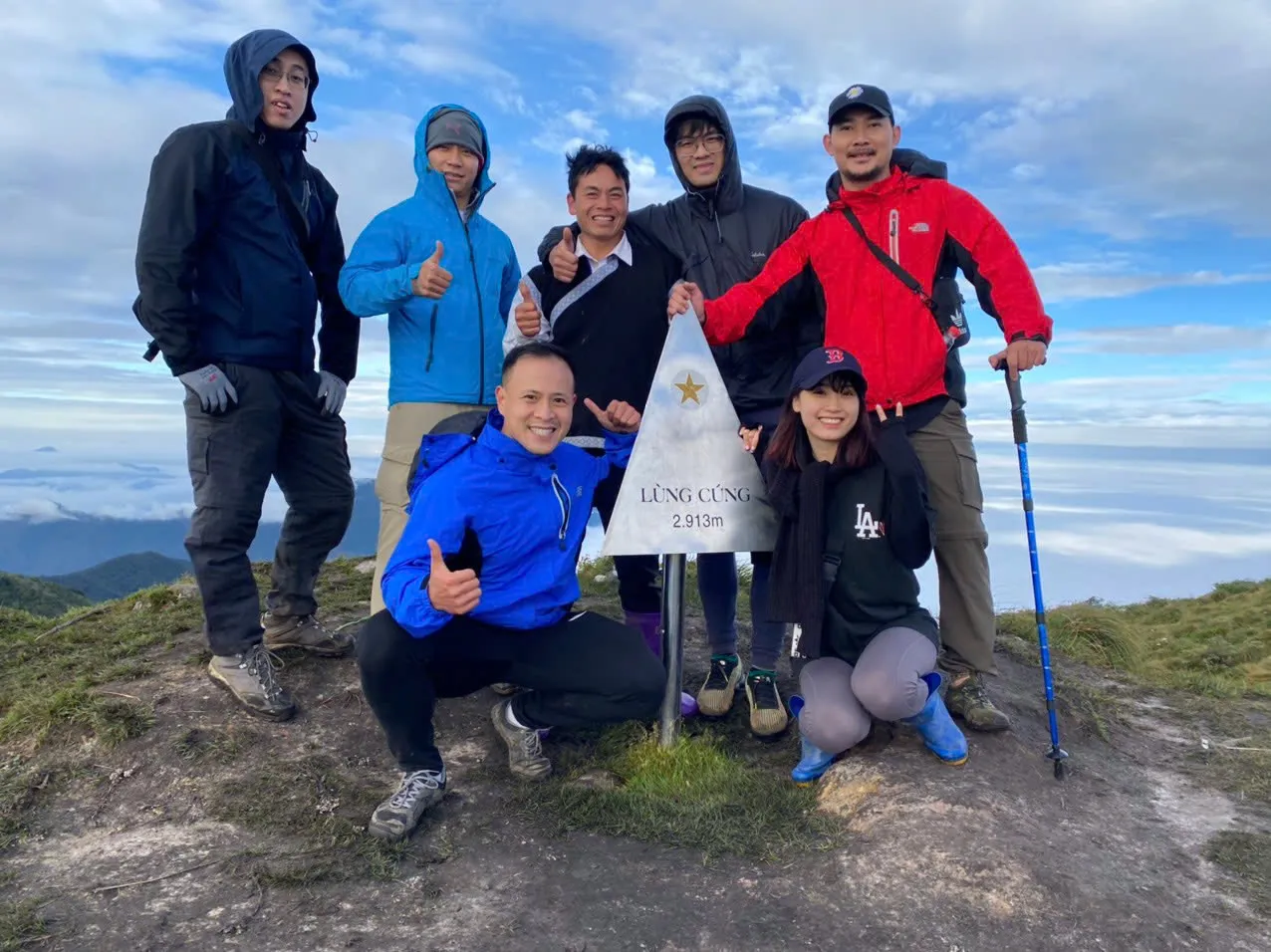 Đỉnh Lùng Cúng 2.913m